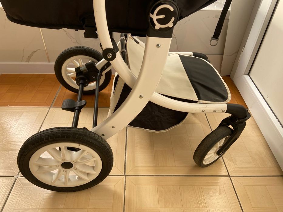 Детская коляска б/у