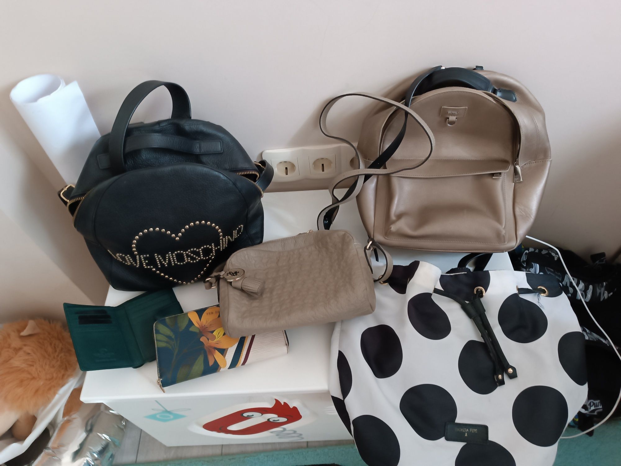 Furla, Moschino,Tous, Patrizia Pepe,Ted Baker,Loyd Baker оригинални