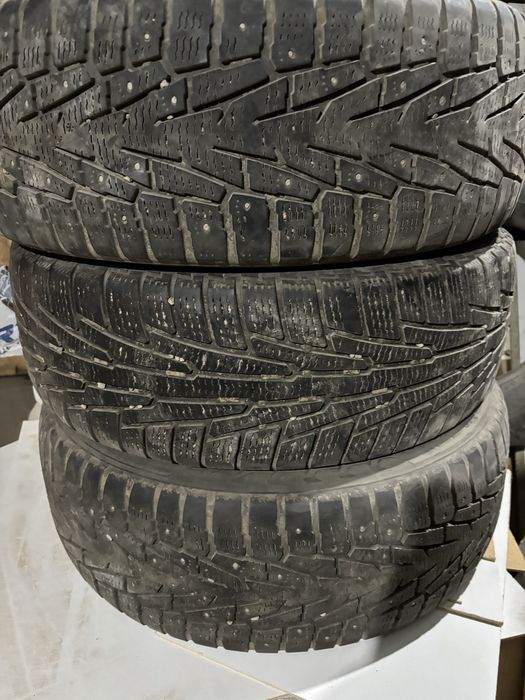 Продам резину на 19