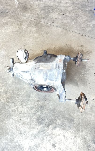 Grup diferential spate A2043510508 Mercedes-Benz C-Class W204/S204