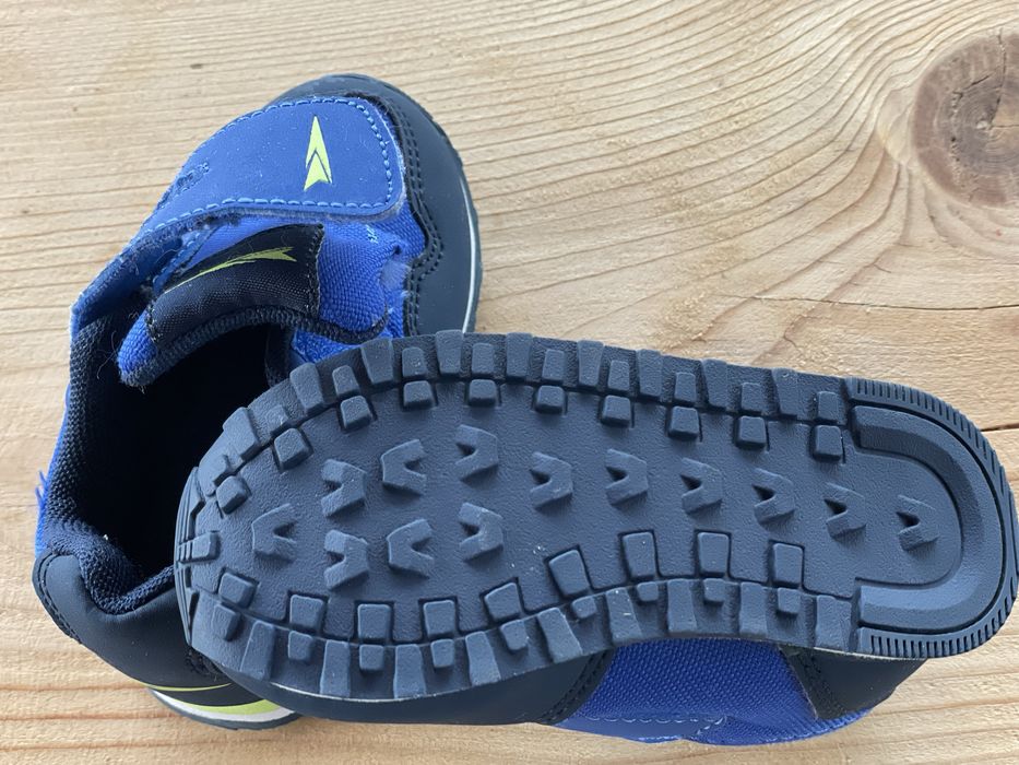 Adidasi marimea 19/20