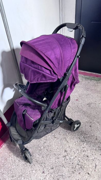 Продам срочно детскую коляску не дорого