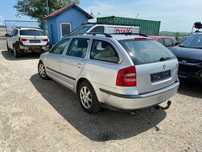 Dezmembrez piese Skoda Octavia 2 BLS 4x4