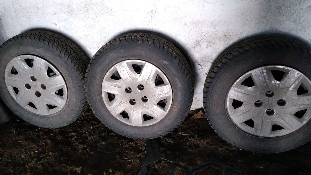 Продам в сборе зимние колеса