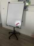 Flipchart magnetic cu rotile