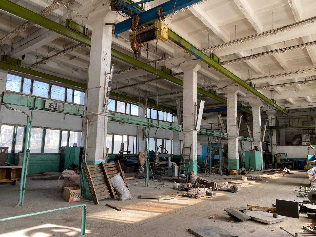 Цеха 2 и 3 этажи 1700 м² потолок 8 м промзона УзБУМ есть грузовой лифт