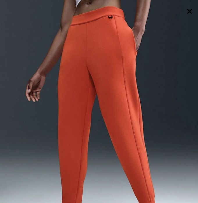 Дамско Долнище Nike W NK 24.7 DF MR JOGGER SOFT - HQ8184-633