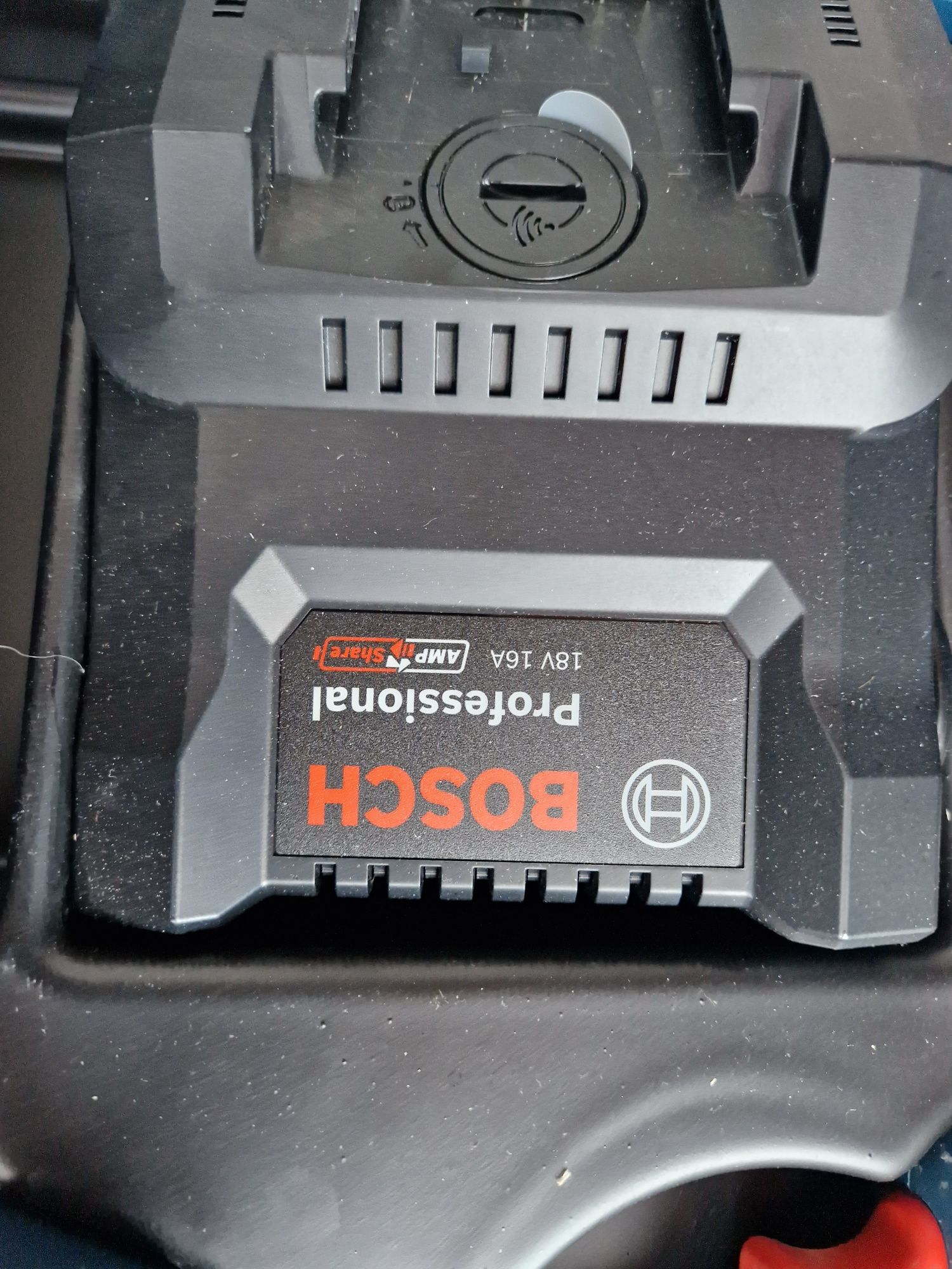 Bosch pistol de impact pe acumulatori