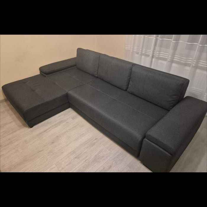 Coltar extensibil pentru living