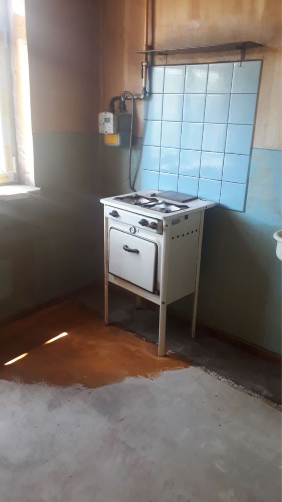 Продается 1-комнатная квартира в Чирчике (3-й микрорайон)