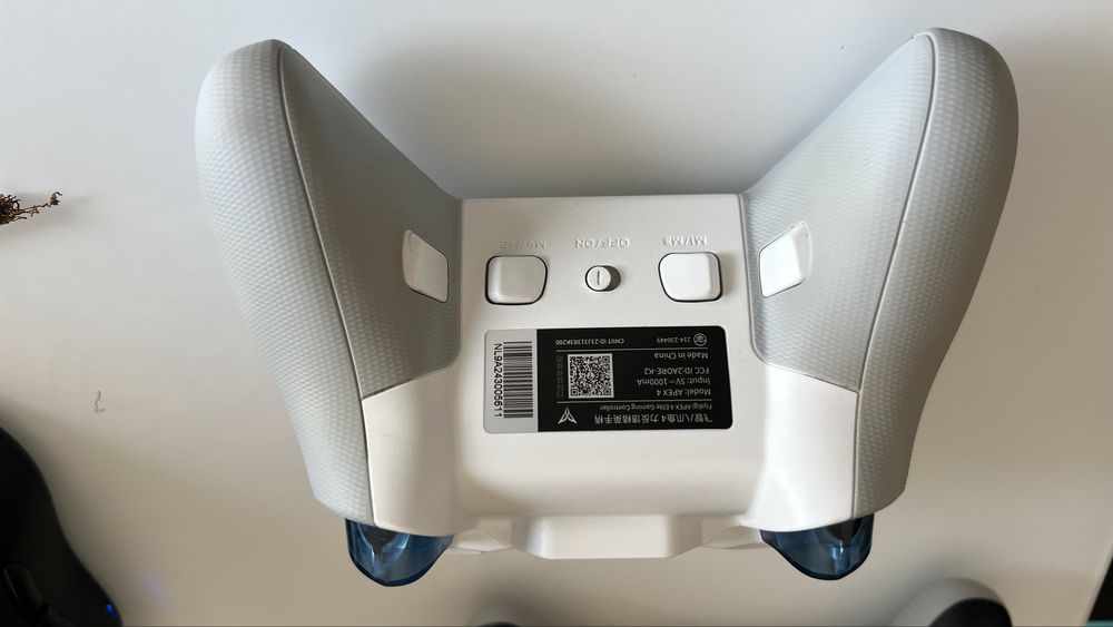 Controler flydigi apex 4