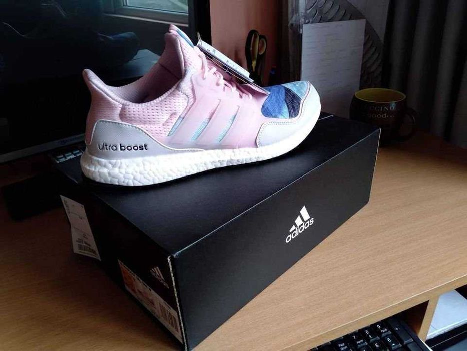 НОВИ дамски Адидас,N-46,голям размер adidas