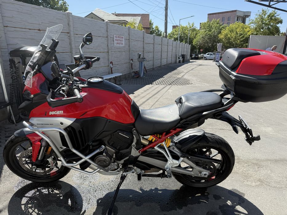 Ducati Multistrada V4S Travel&Radar sau schimb cu BMW K1600