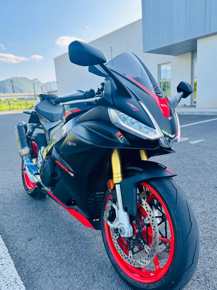 Aprilia RSV4 1100-2024