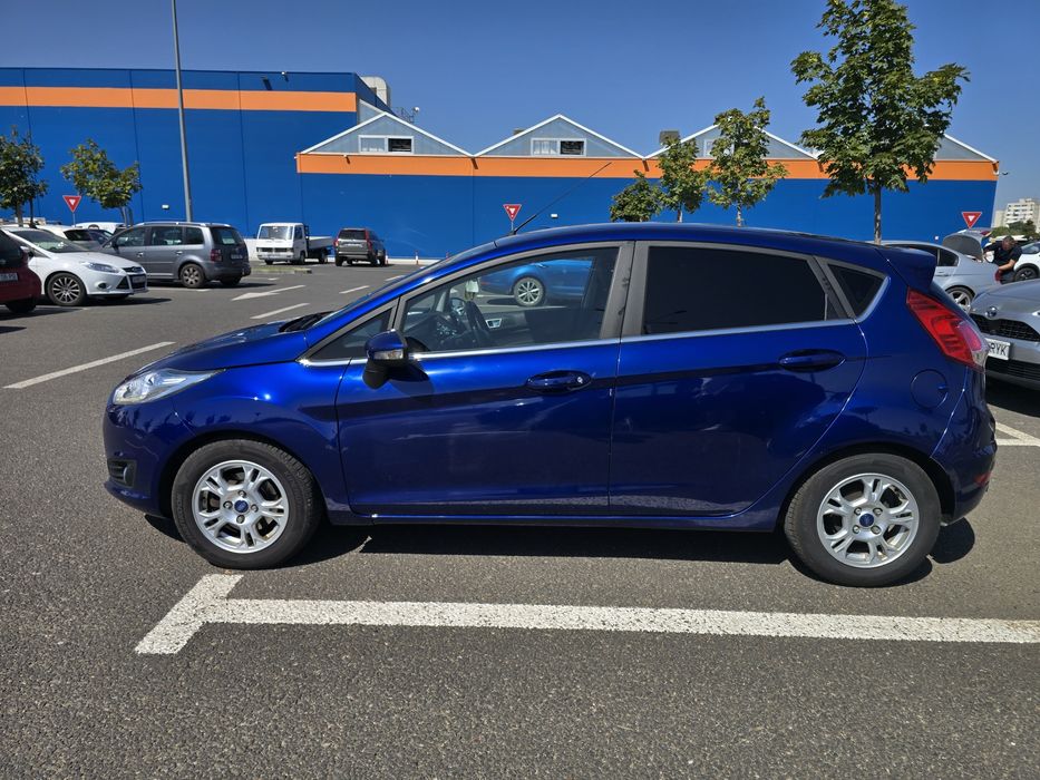 Ford Fiesta mk6, an 2015. Mașină personală si întreținută.