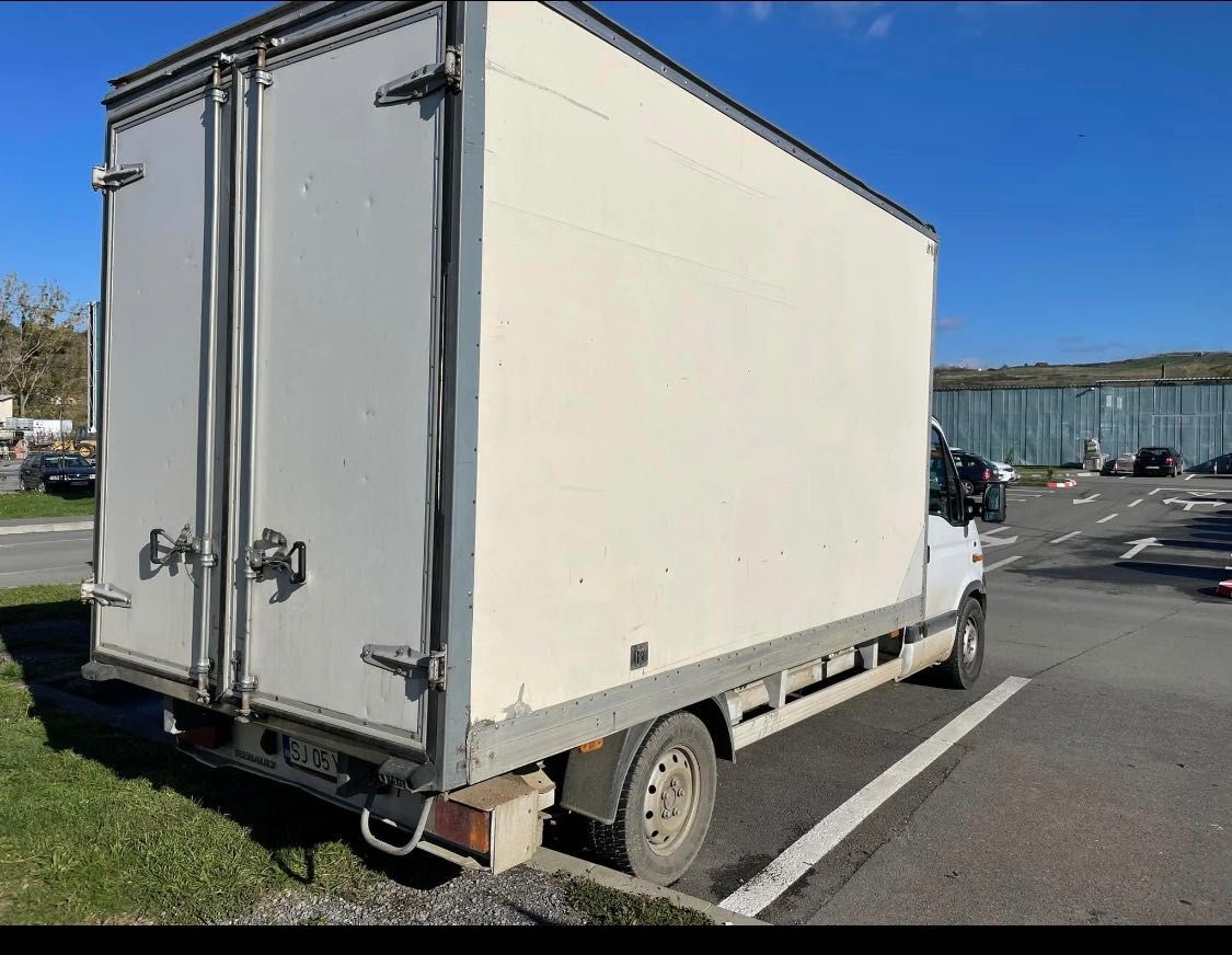 Renault master carosat 2009