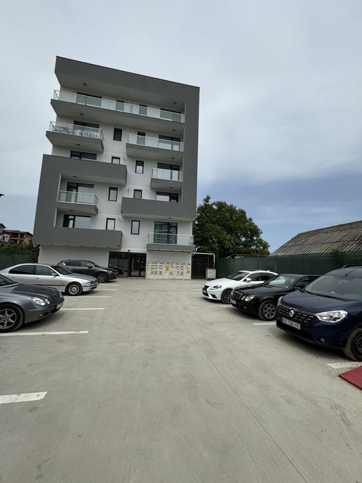 Studio regim hotelier/pe zi Mamaia Nord - Hanul cu peste cu parcare