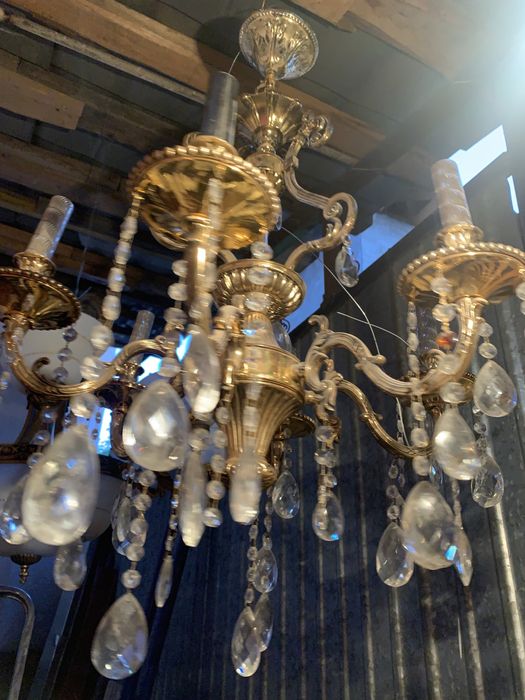 Люстры для гостиной