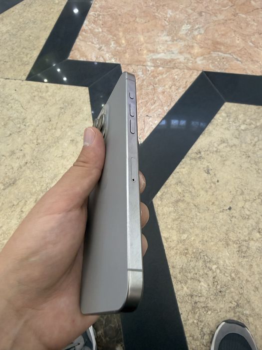 Iphone 15 pro max 256 gb ekran yaxshisiga alishgan