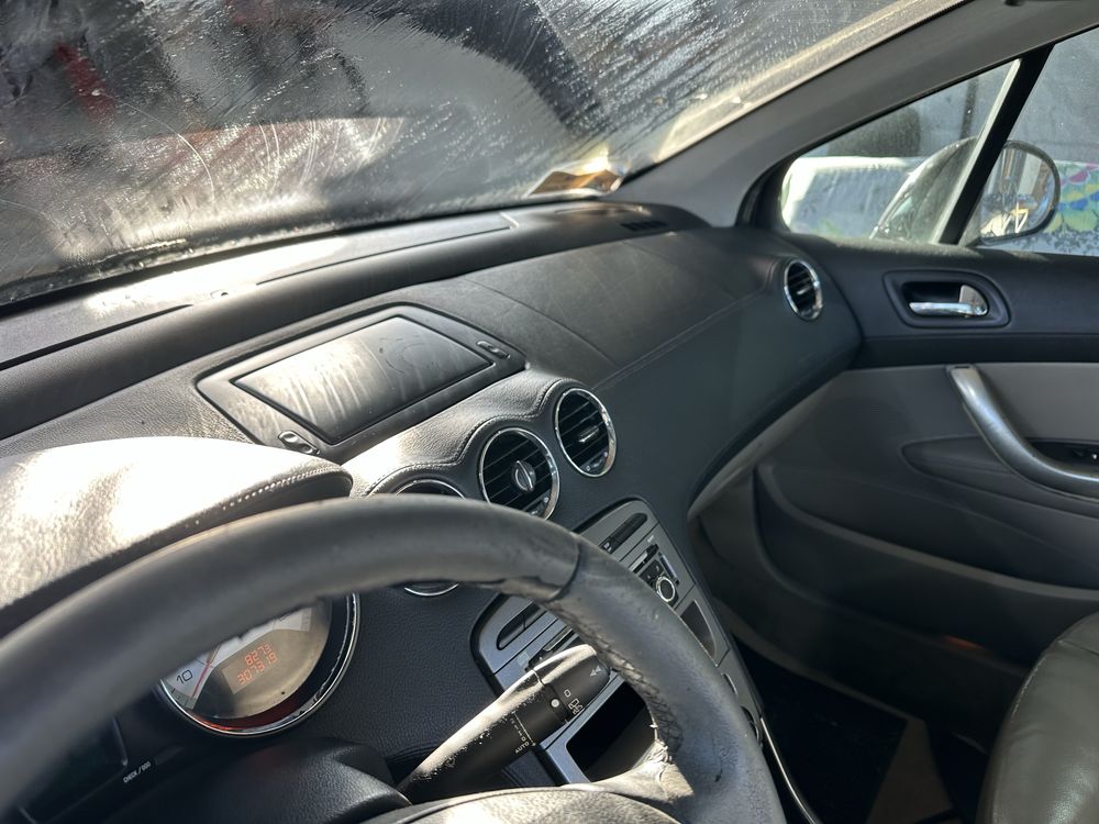 Табло кожа със десен Airbag за Пежо 308