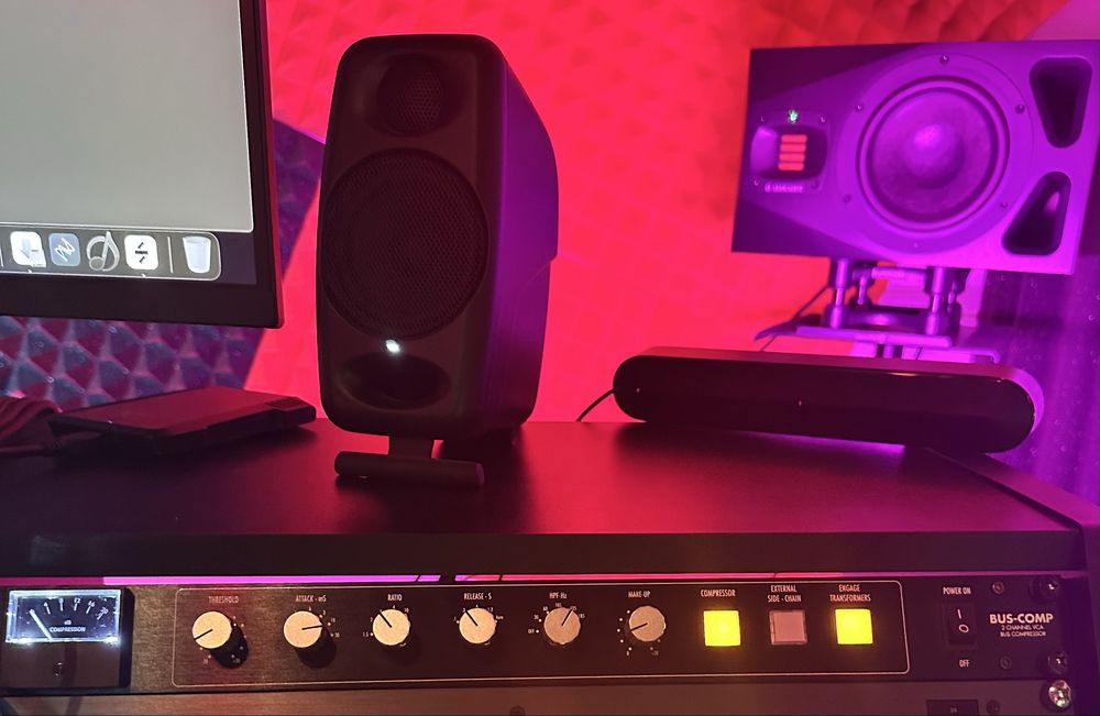 Warm Audio Bus Compressor