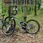 Vând bicicleta Commencal Supreme V3