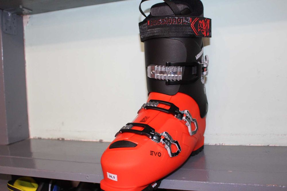 Clapari ski/schi Rossignol Evo R nr 46,nou