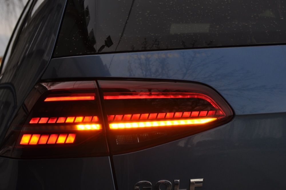 Stopuri LED VW Golf 7 semnalizare dinamica Facelift look