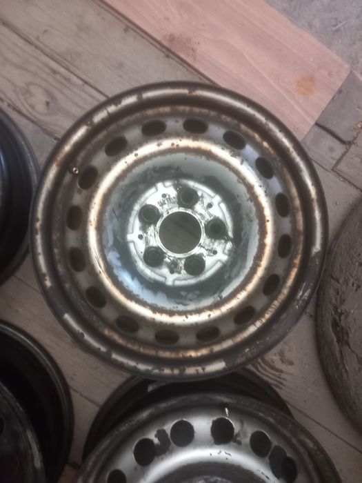 Jante mercedes vito r16 5x112 et 60