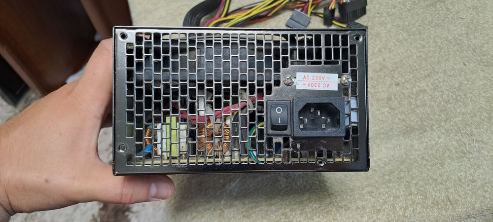 Блок питания 550W HuntKey