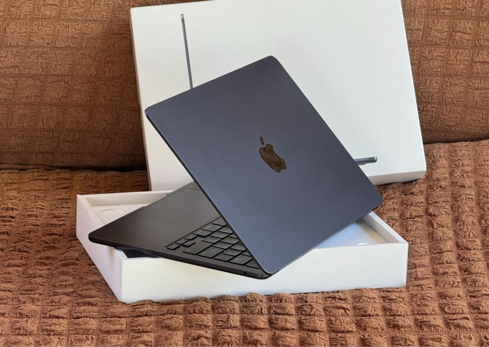 Чип М3/Новый Макбук Аир 13.6 М3 2024 Темно-синий MacBook Air 13 M3