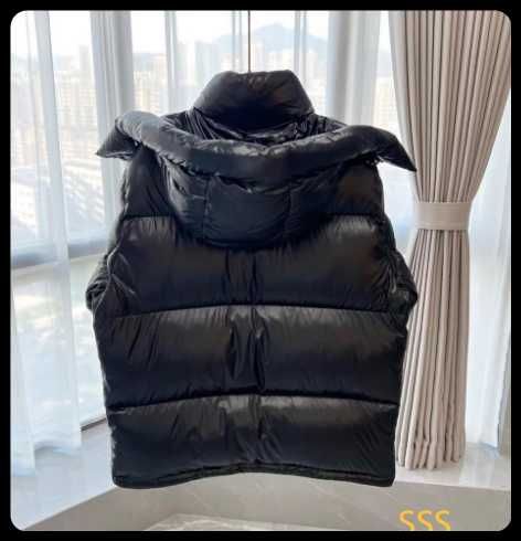 Moncler черен класически пухнат костюм