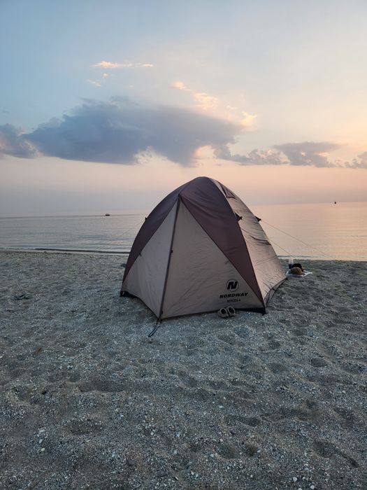 Палатка для кемпинга