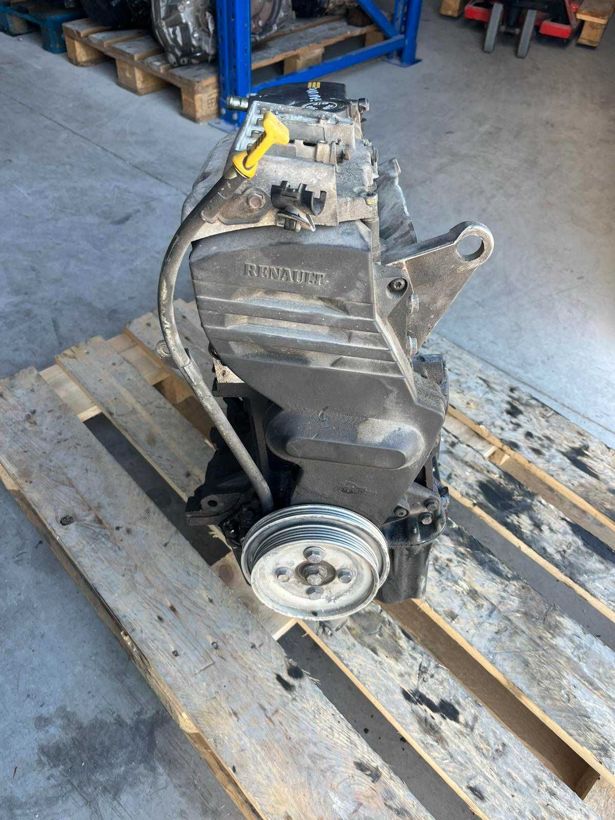 Двигател RENAULT MEGANE 1.6 I 00г.-КОД:K7M DA