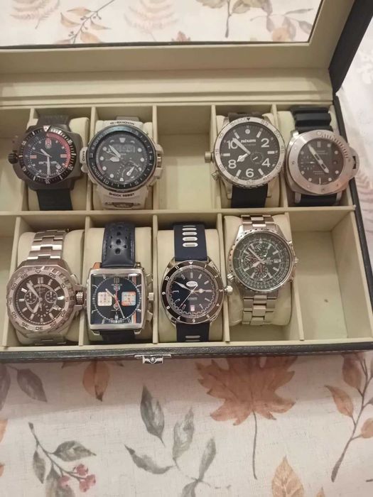 Колекция от дайвър часовници