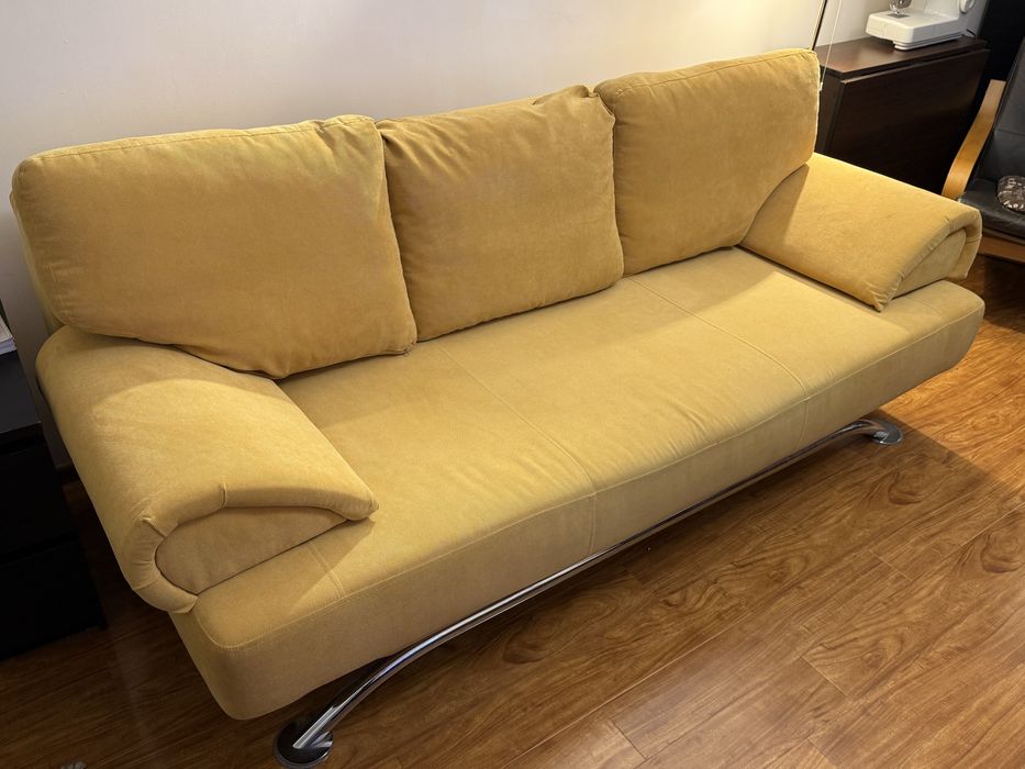 Vând canapea extensibilă