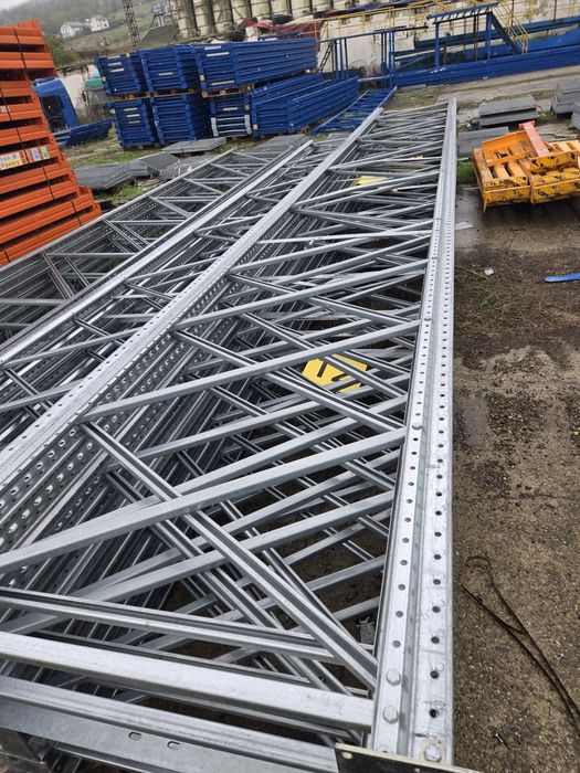 Rafturi pentru paleți industriale