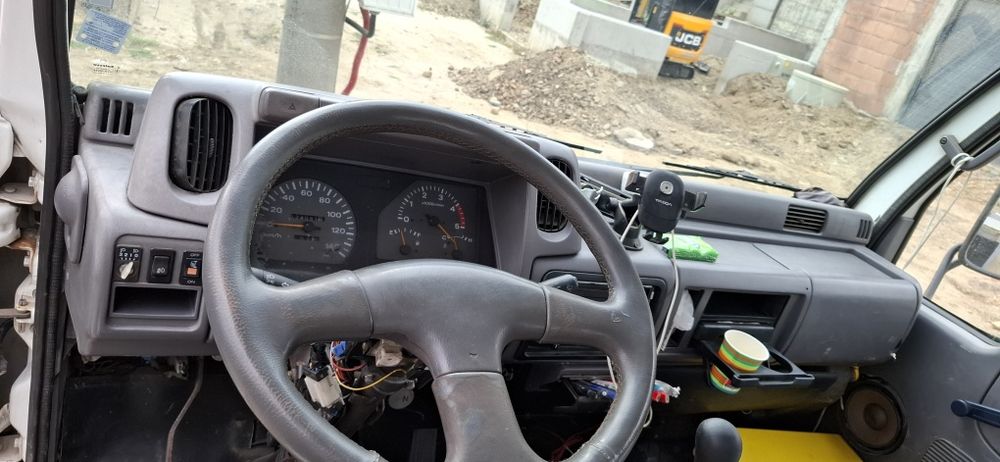 Нисан кабстар бордови 4,40м.