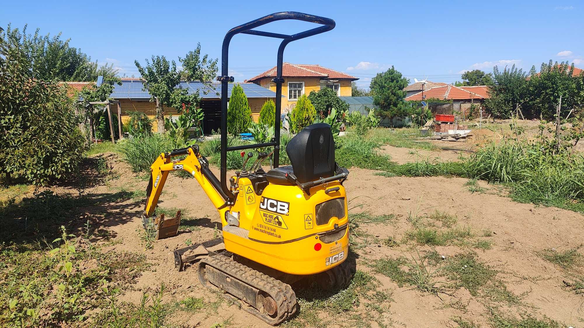 Мини багер JCB 8008 CTS