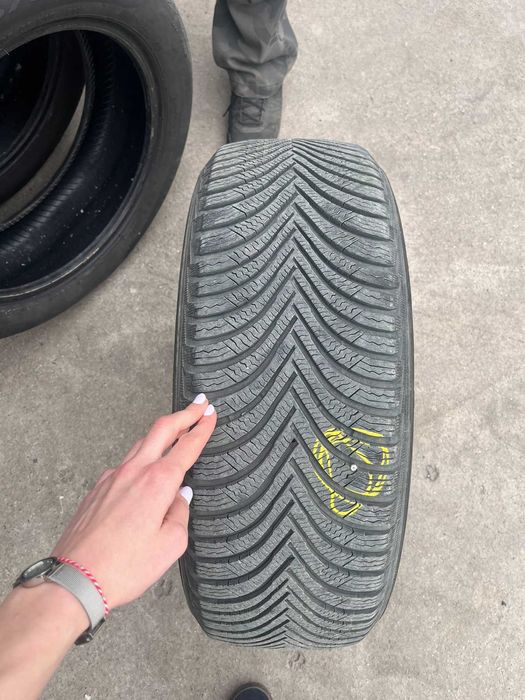Зимни гуми MICHELIN  205/55/17 (4x)