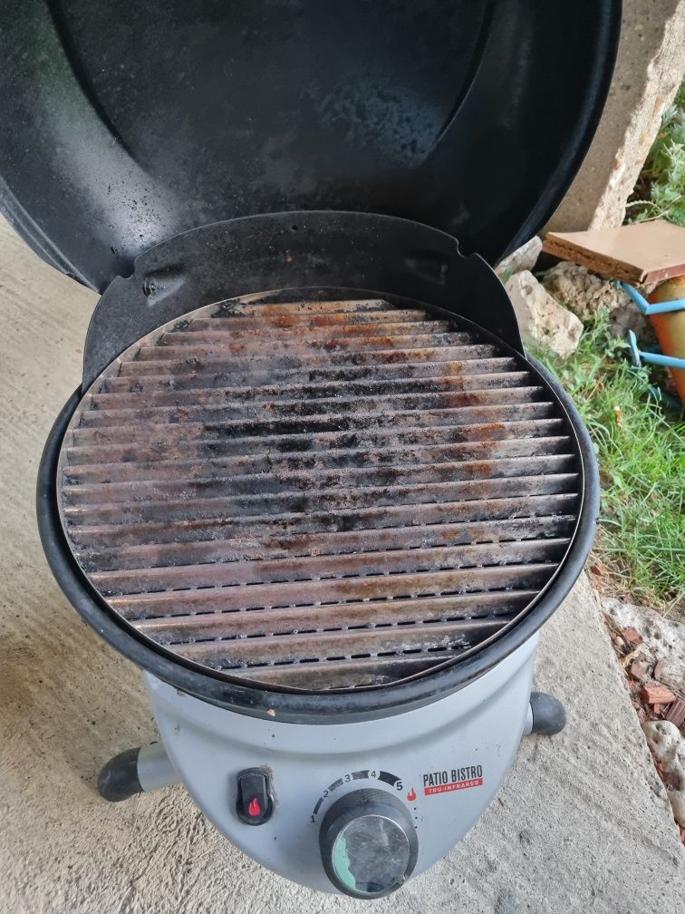 Газово барбекю char broil