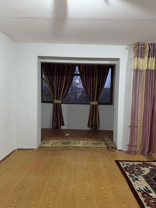 Срочно квартира сотилади