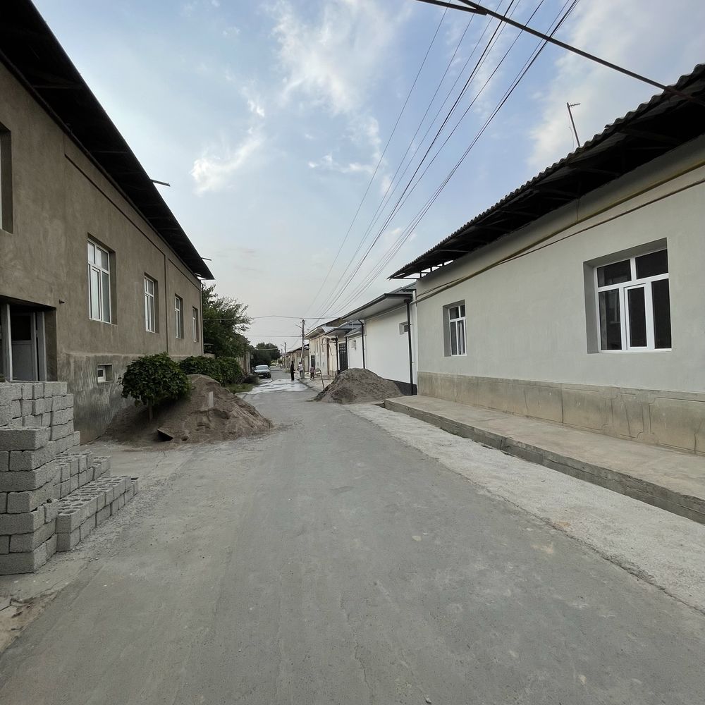 Toshkent tumani Novoyi idorasi 4 sotok 1 sotok 8000$