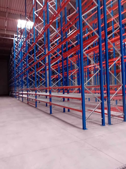 Rafturi metalice pro