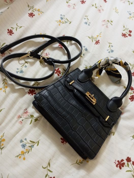 Черная сумочка, кожаная