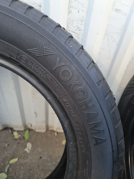 4 Anvelope de iarna*175/65R15*YOKOHAMA*LICHIDARE STOC*50 Lei Buc*