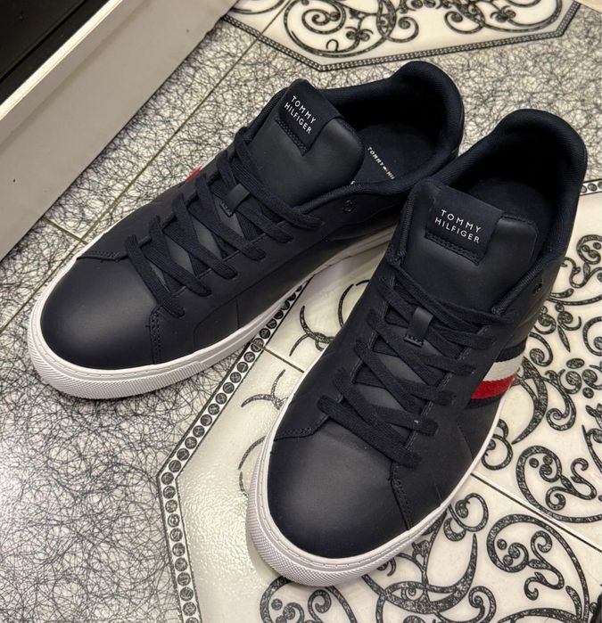 Кроссовки кожаные Tommy Hilfiger