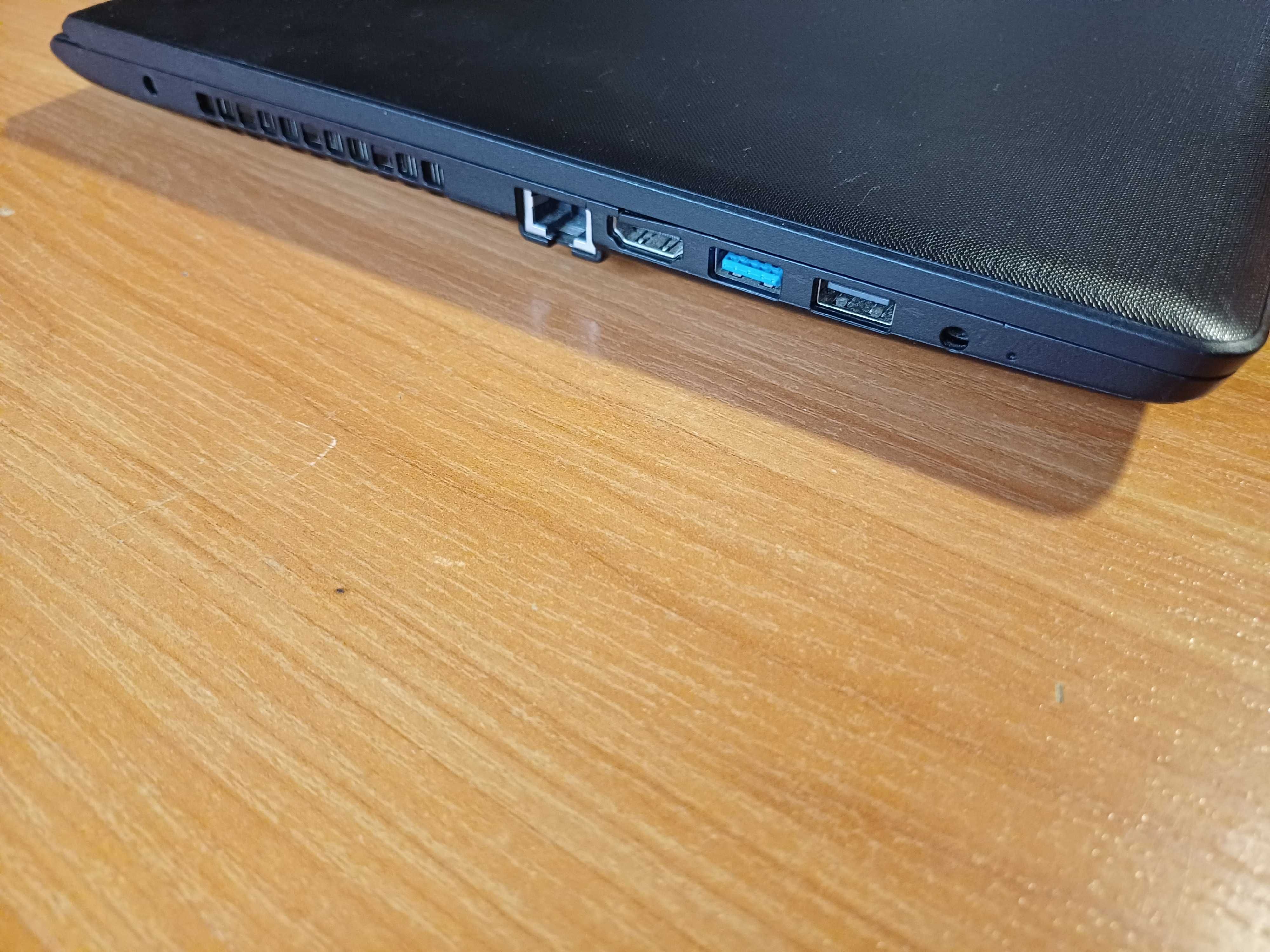 15.6' Lenovo Core™i5-6th/8GB Ram/AMD R5 M330/240GB SSD -батерия 3 часа