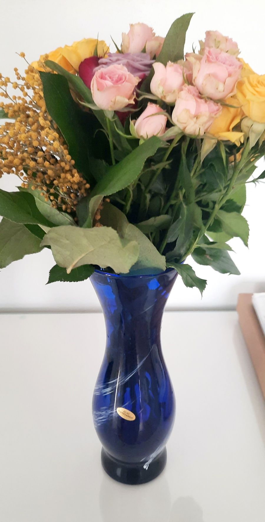 Vaza de sticla albastra cobalt