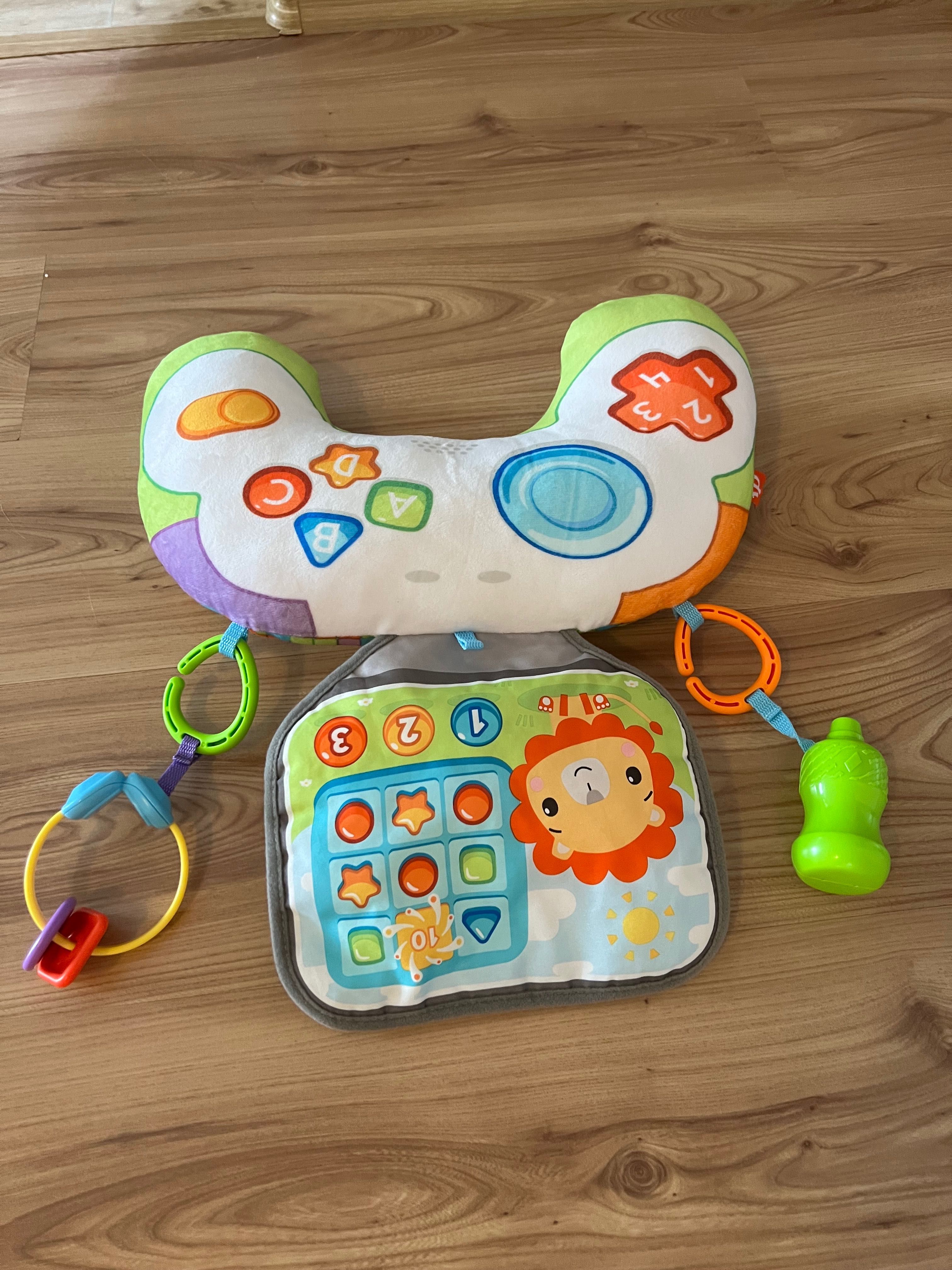 Интерактивна играчка Fisher Price - Възглавница със занимания